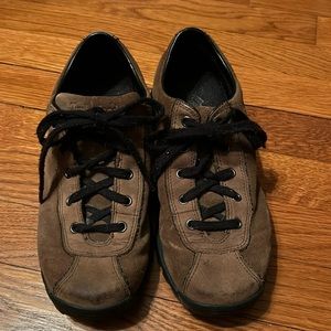 Timberland hiking shoes size 7